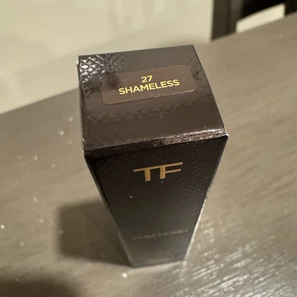 NIB- TOM FORD LIP COLOR SATIN MATTE 027 Shameless